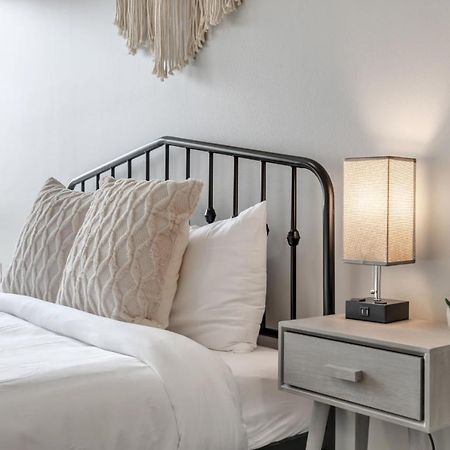 Beautiful Luxury 1Br In The Heart On Minneapolis Dış mekan fotoğraf
