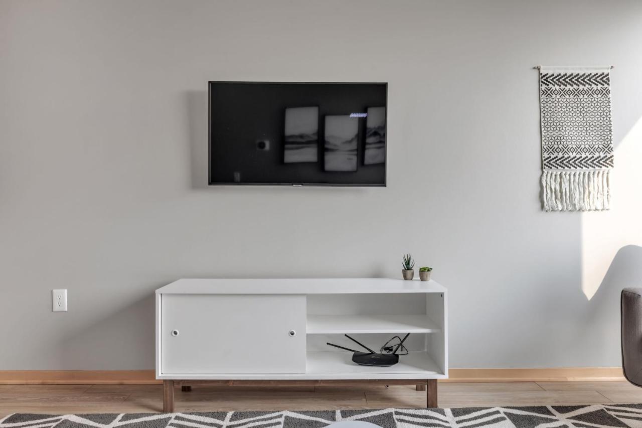 Beautiful Luxury 1Br In The Heart On Minneapolis Dış mekan fotoğraf